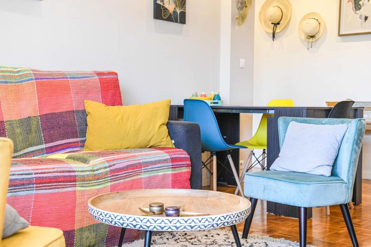 Grand Avec Balcon Et Parking Appartement *