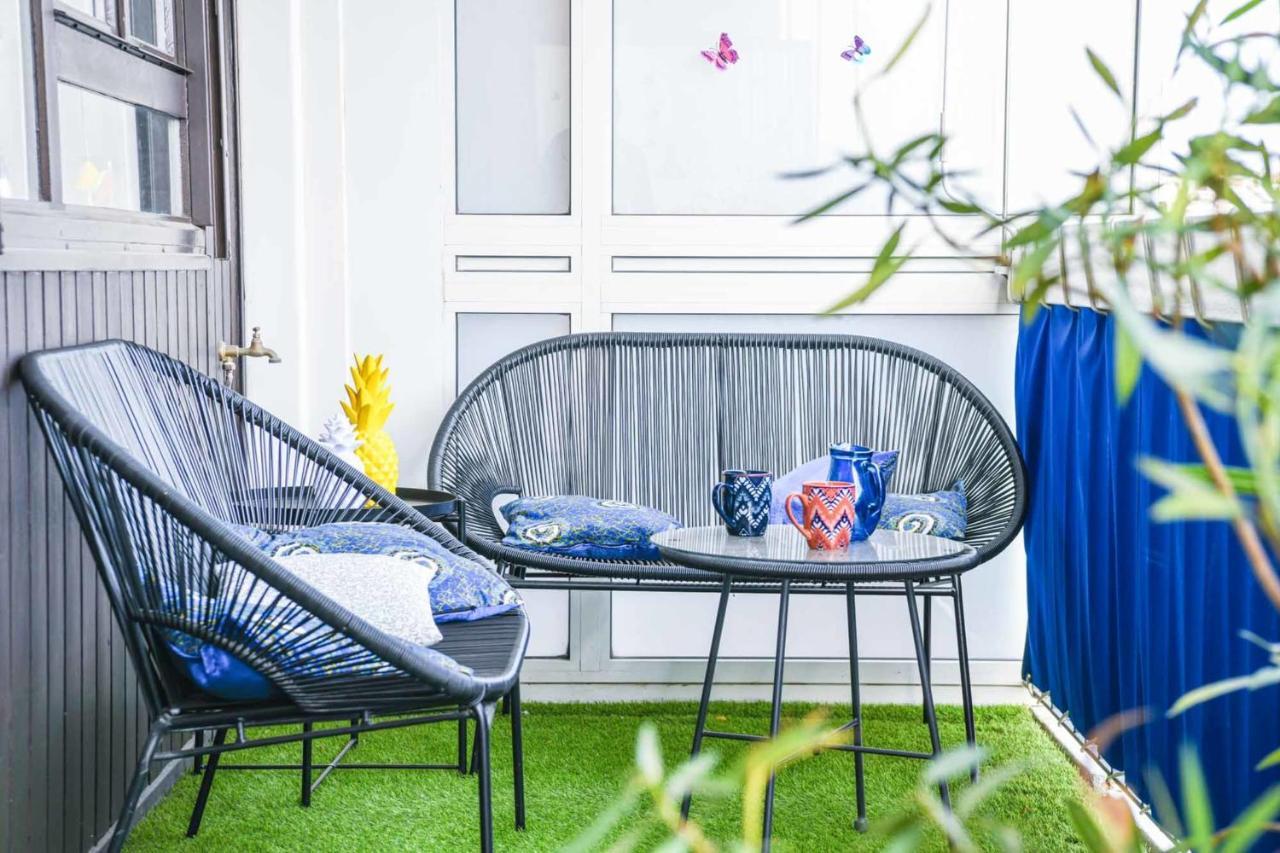 Grand Avec Balcon Et Parking *