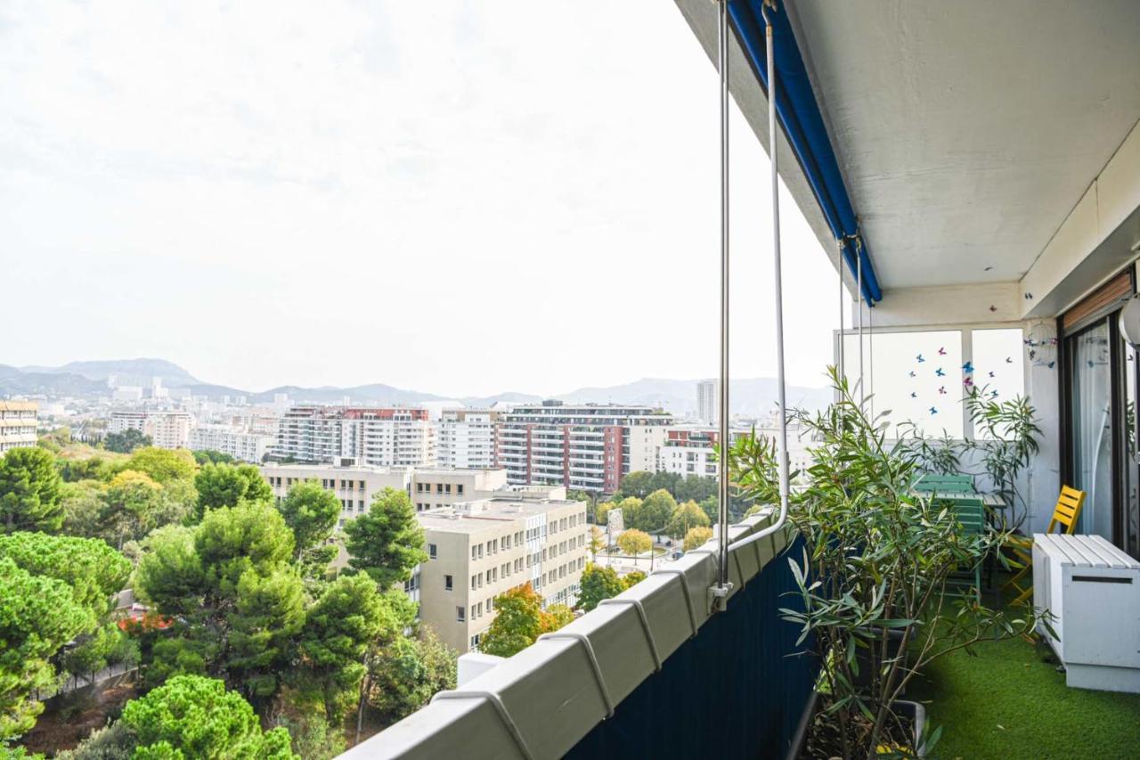 Grand Avec Balcon Et Parking Appartement Marseille